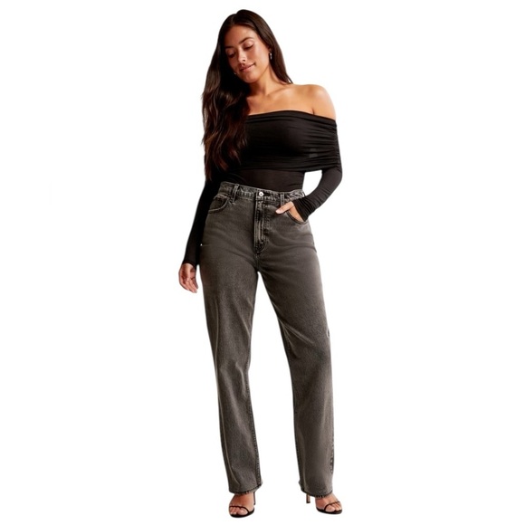 Abercrombie & Fitch Curve Love Ultra High Rise 90s Vintage Straight Jean SZ 30 - Picture 1 of 10